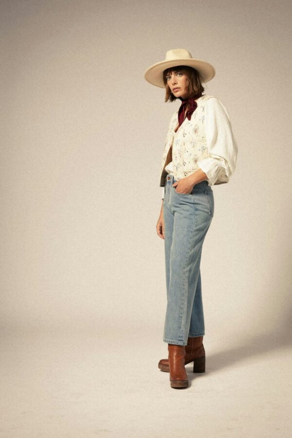 Margo Cropped 5-Pocket Pant - Light Denim - Image 3